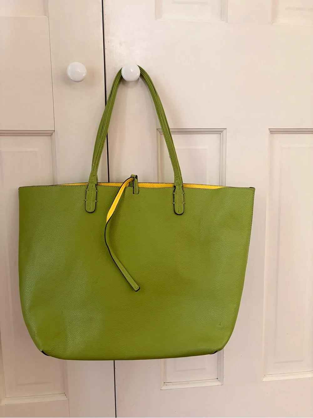 Green Leather Tote Bag - Classic Everyday Carry